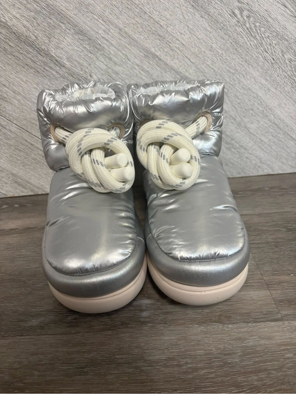 UGG|  Women's Classic Maxi Short Textile Boots In Silver Size 7 NEW